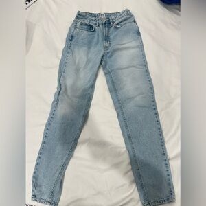 BDG mom high rise jeans size 24